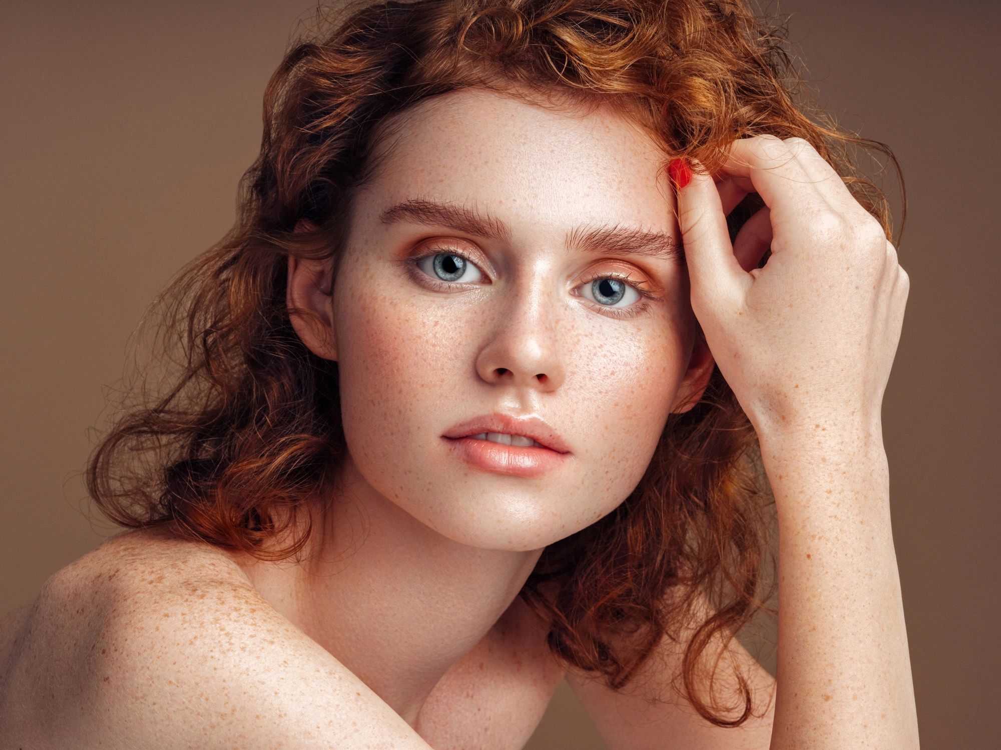 Retrato editorial de belleza para Fashion